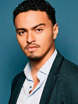 Тонатиу
Tonatiuh